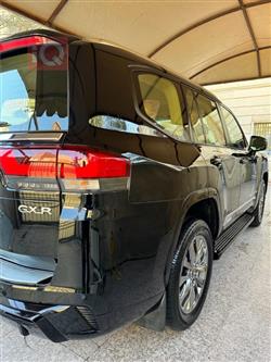 تۆیۆتا لاند کروزەر